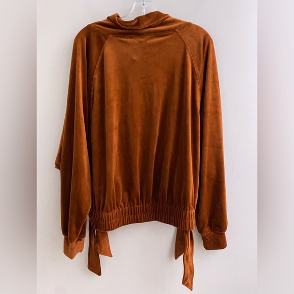 Daily Practice by Anthropologie Side-Tie Velvet Pullover size M new nwt - Picture 7 of 7